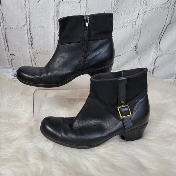 CLARKS Womens 9 Ingalls Dover Leather Black Heeled‎ Booties Comfort Ankle Boots - Picture 2 of 11